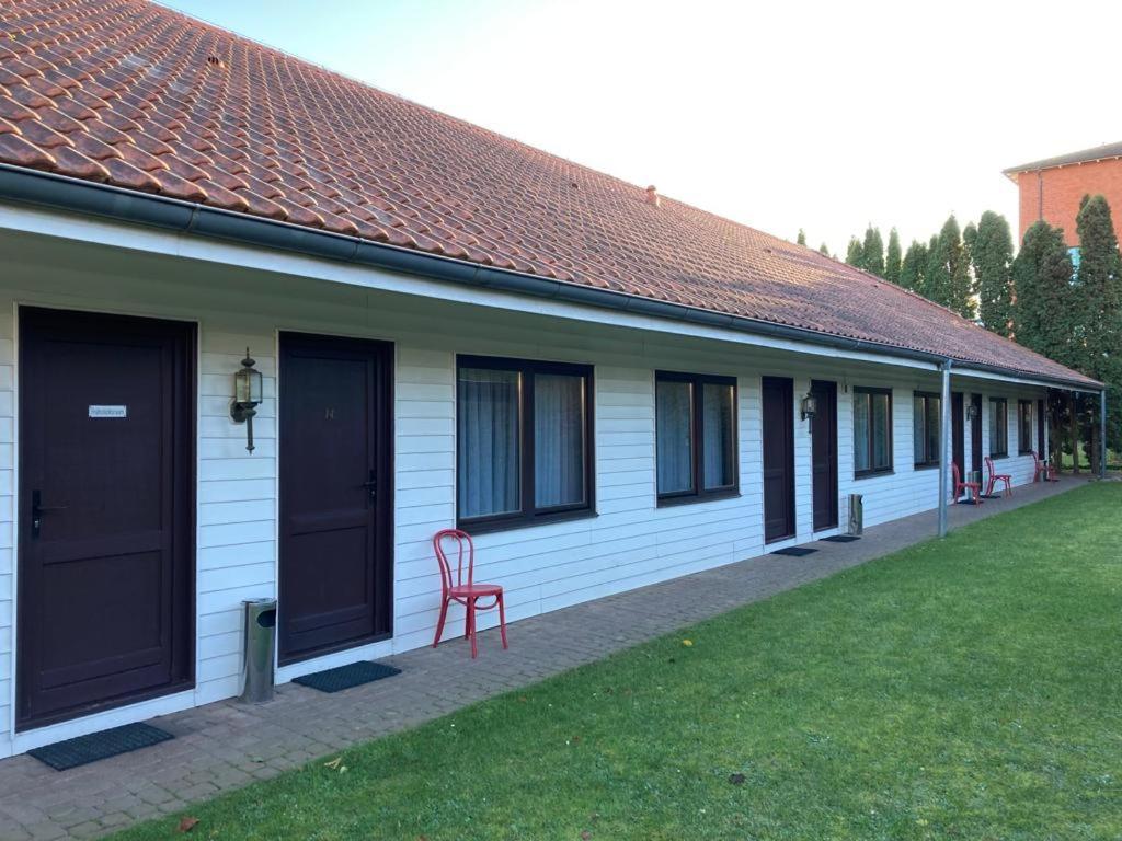 Motel Teterow Exteriör bild