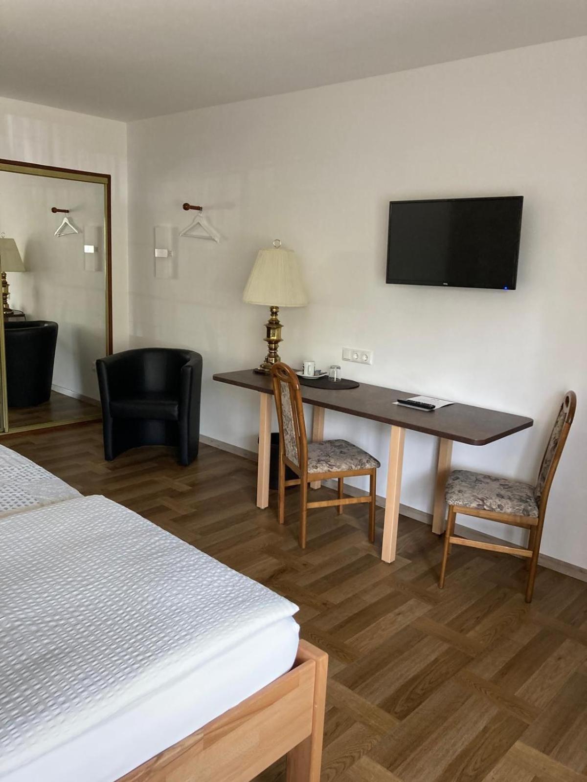 Motel Teterow Exteriör bild